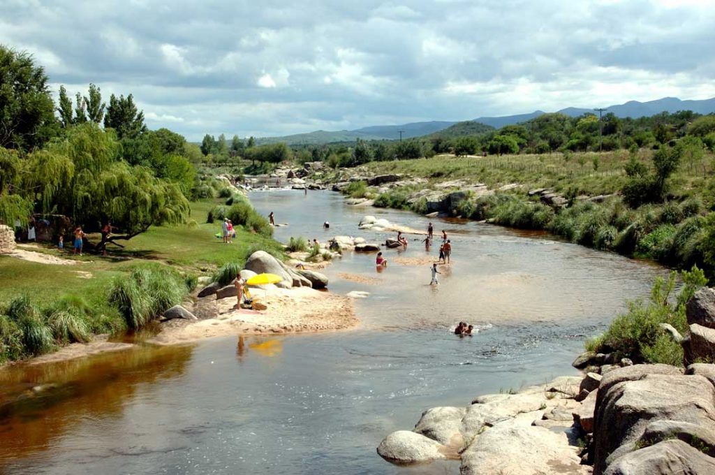 Río Mina Clavero